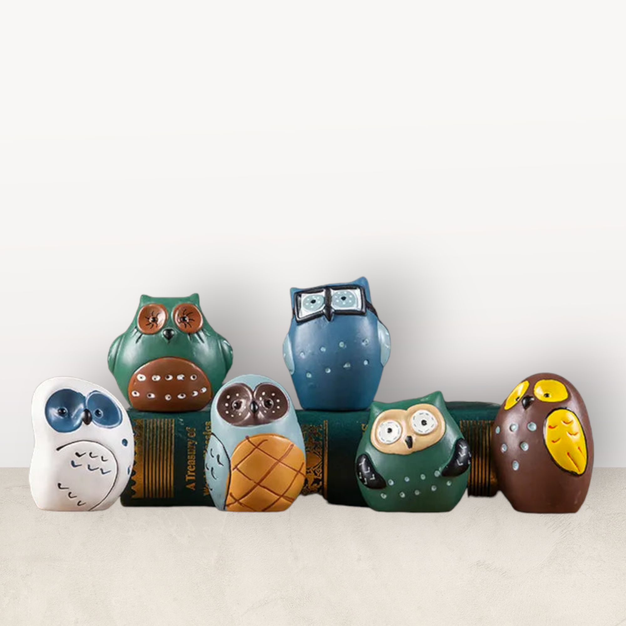 Decorative Ceramic Owl with Nordic Design Decorative Ceramic Owl with Nordic Design